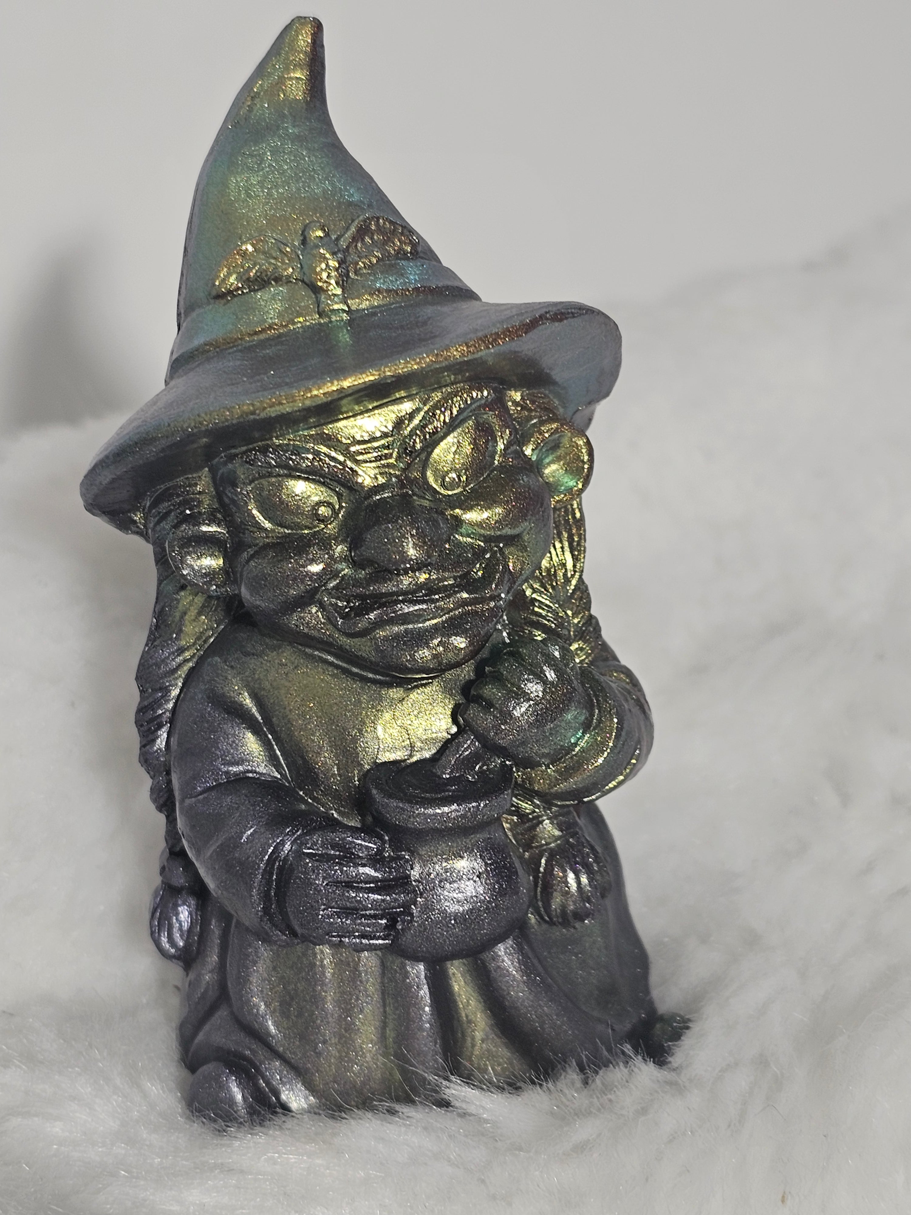 orgonitas piramides brujas cristales artesania minerales pirita cuarzos