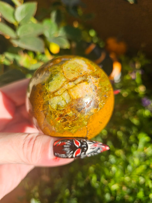 orgonitas piramides brujas cristales artesania minerales pirita cuarzos