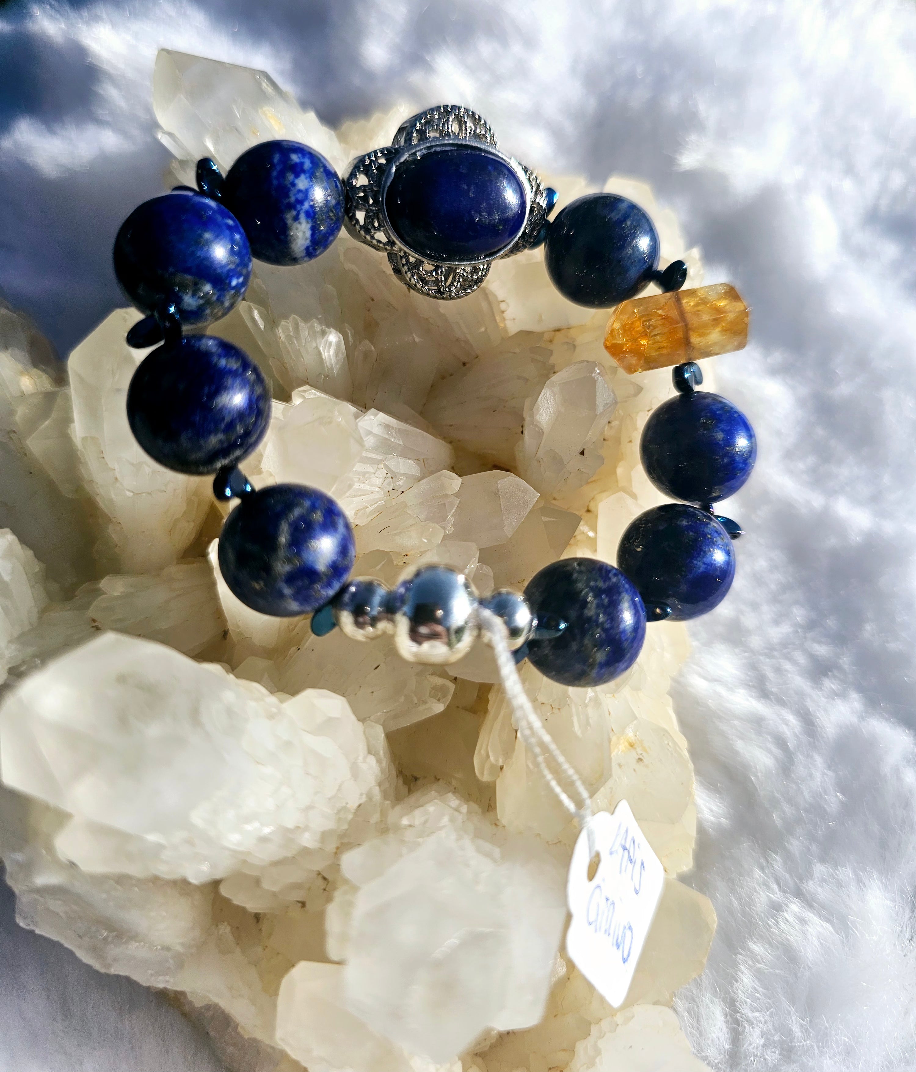 orgonitas piramides brujas cristales artesania minerales pirita cuarzos