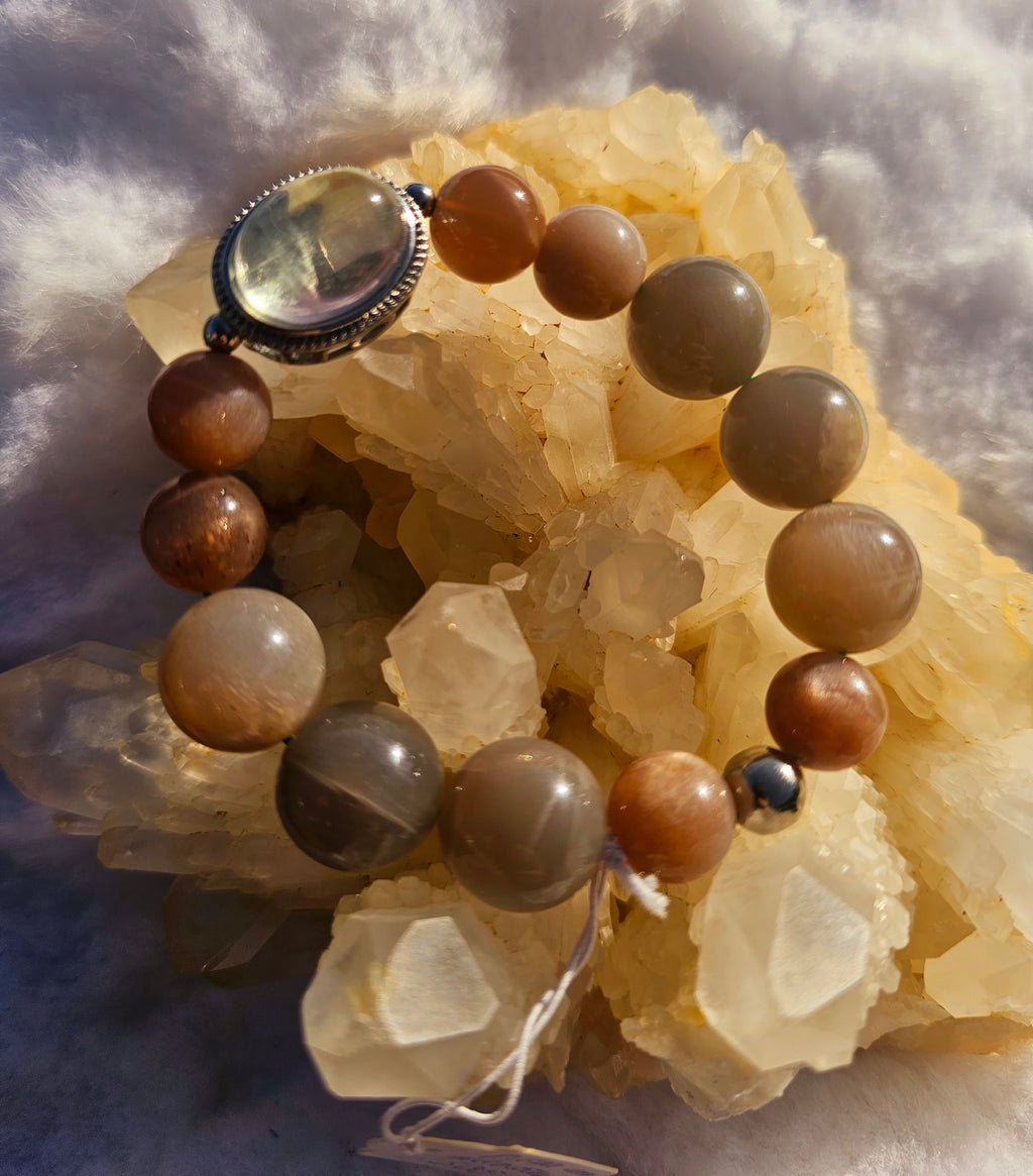 orgonitas piramides brujas cristales artesania minerales pirita cuarzos