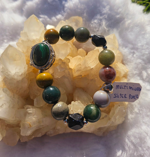 orgonitas piramides brujas cristales artesania minerales pirita cuarzos