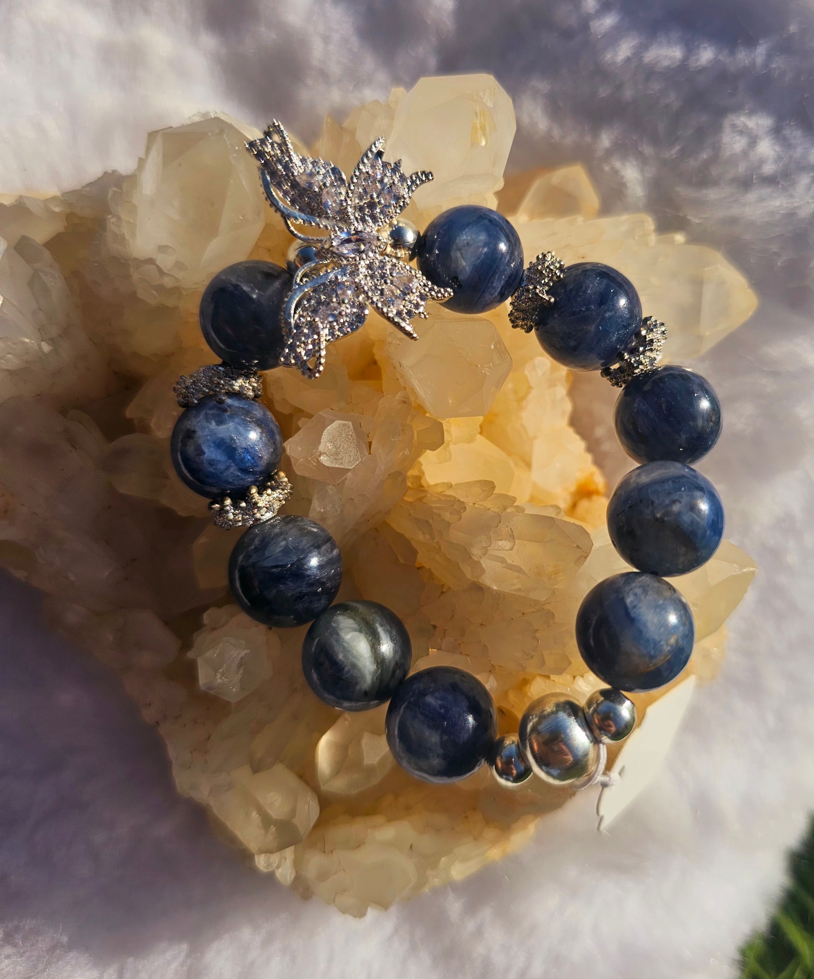 orgonitas piramides brujas cristales artesania minerales pirita cuarzos