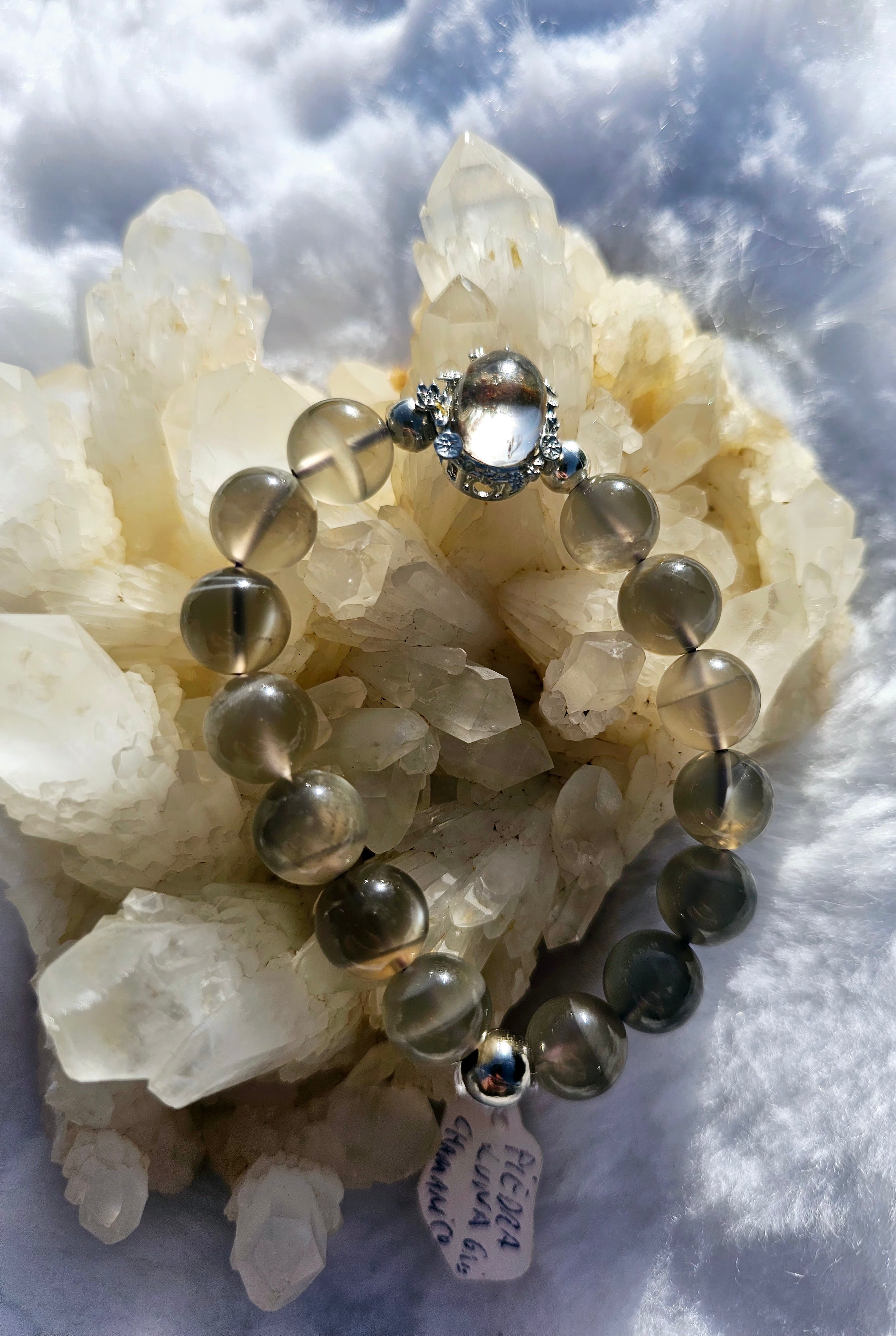 orgonitas piramides brujas cristales artesania minerales pirita cuarzos