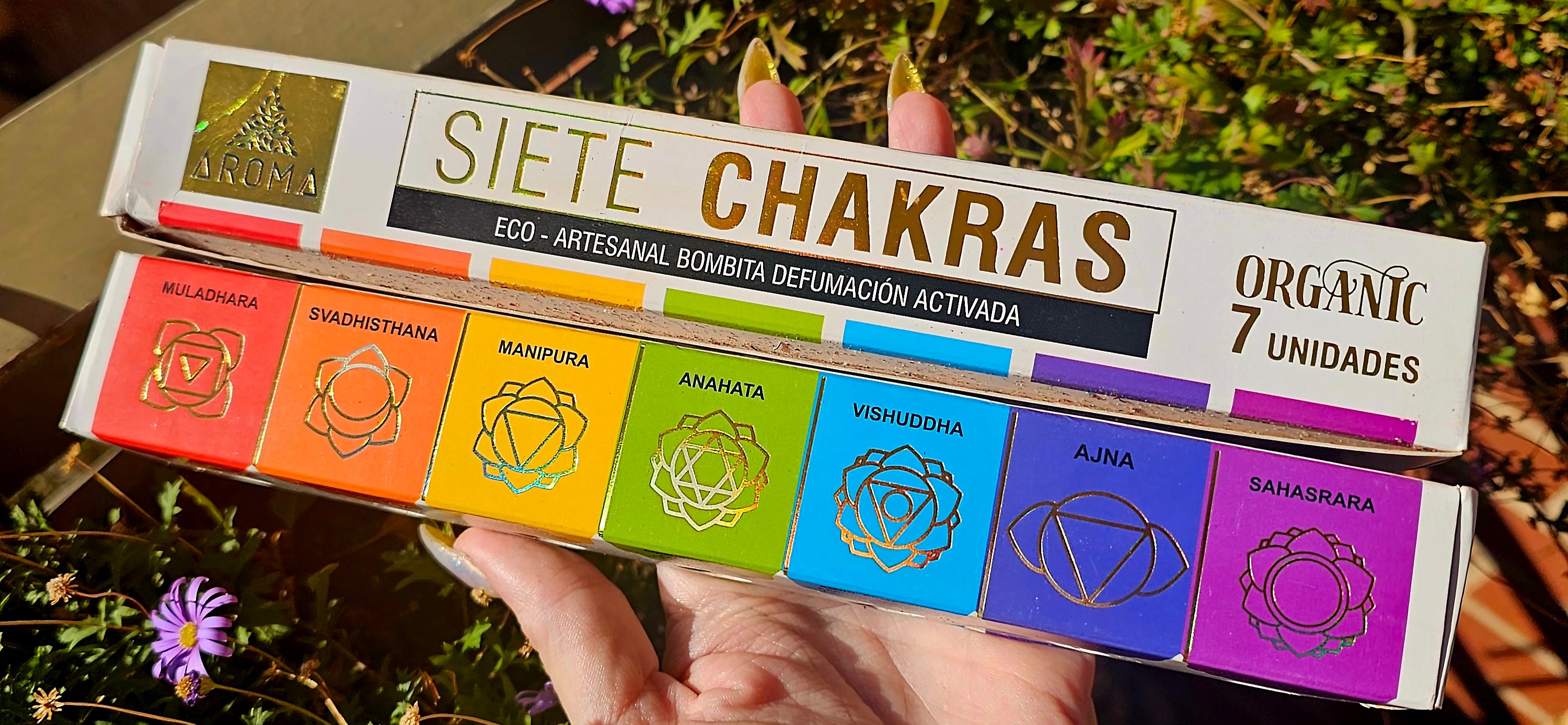 orgonitas piramides brujas cristales artesania minerales pirita cuarzos