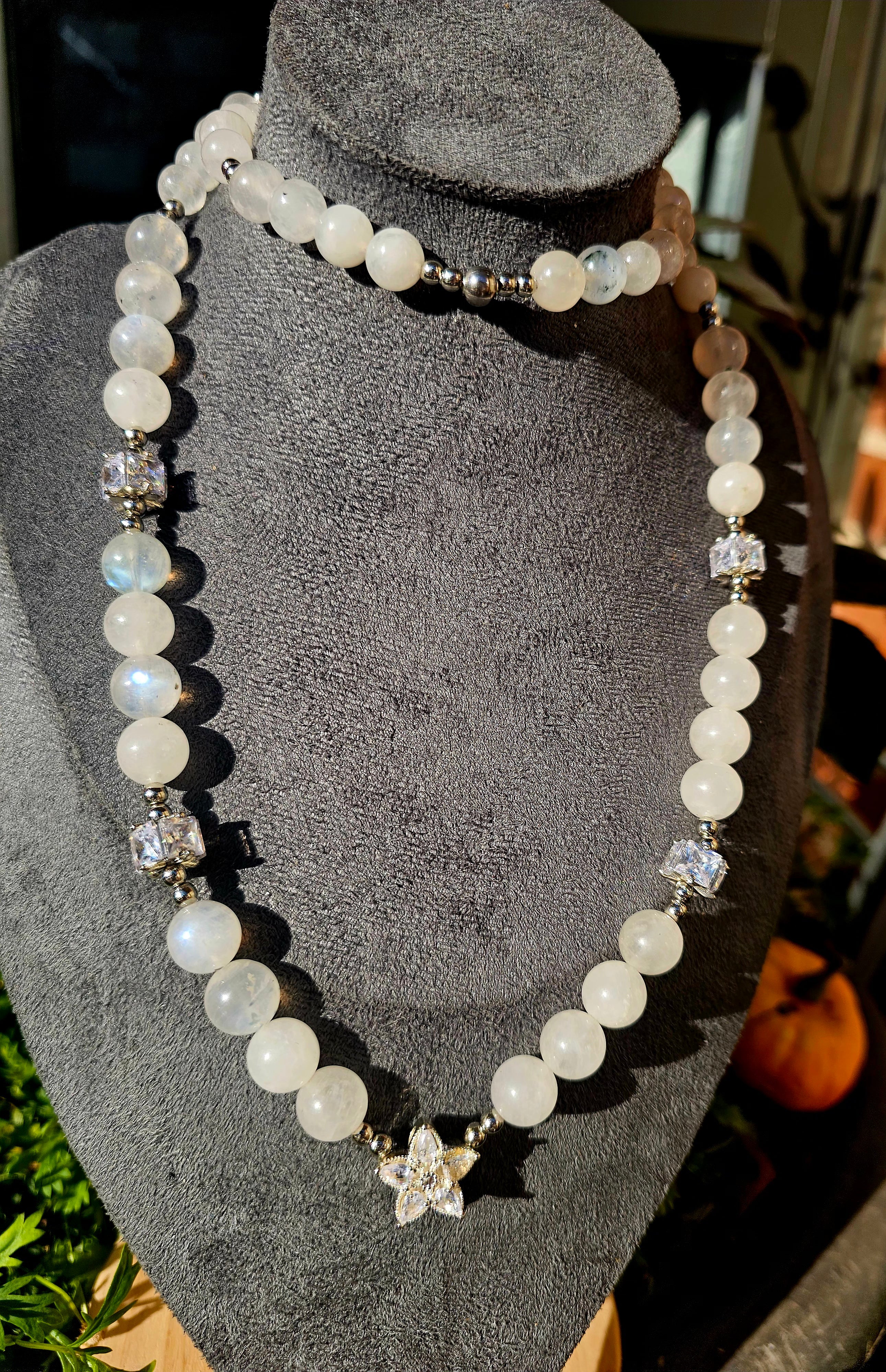 orgonitas piramides brujas cristales artesania minerales pirita cuarzos