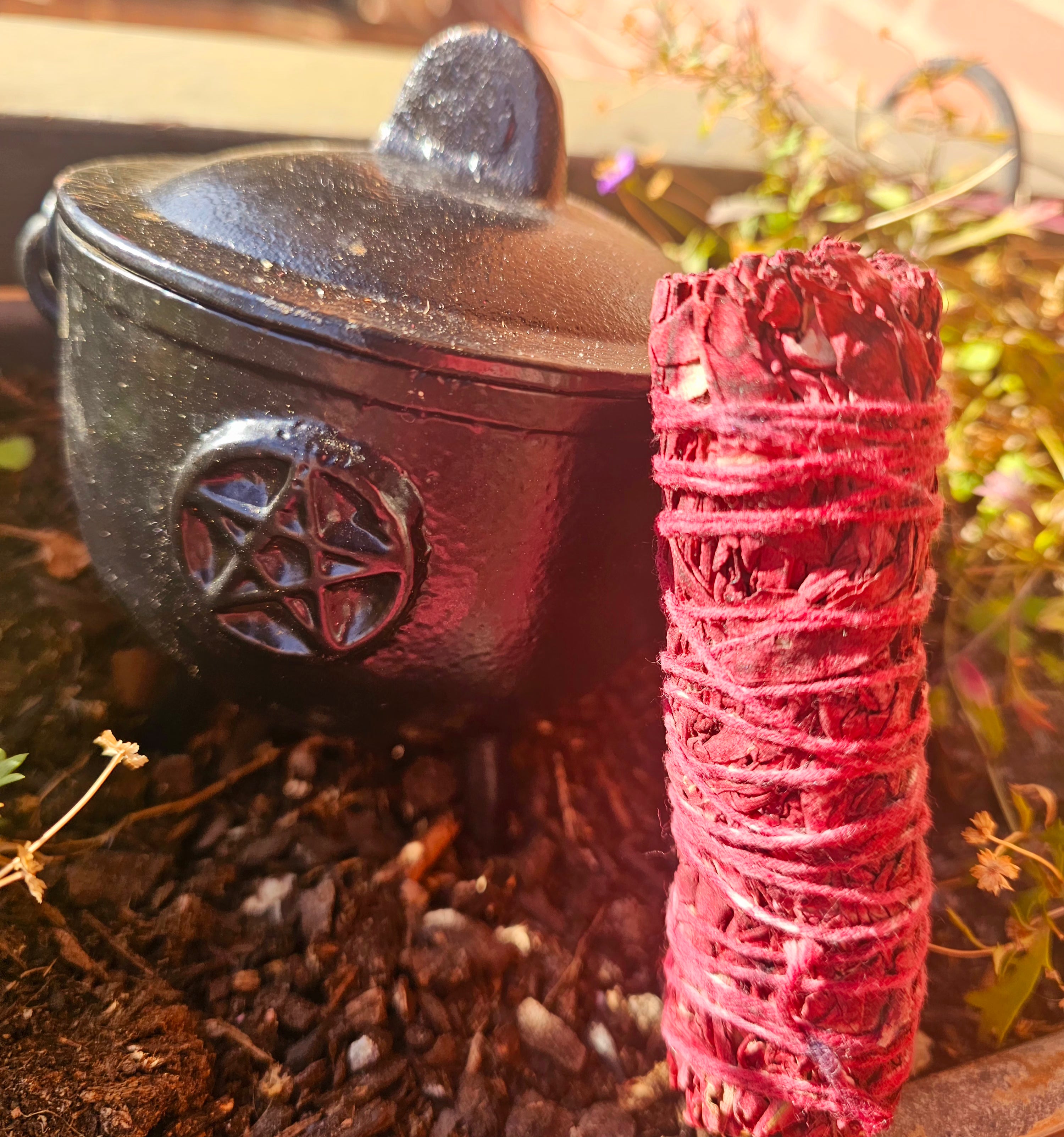 orgonitas piramides brujas cristales artesania minerales pirita cuarzos