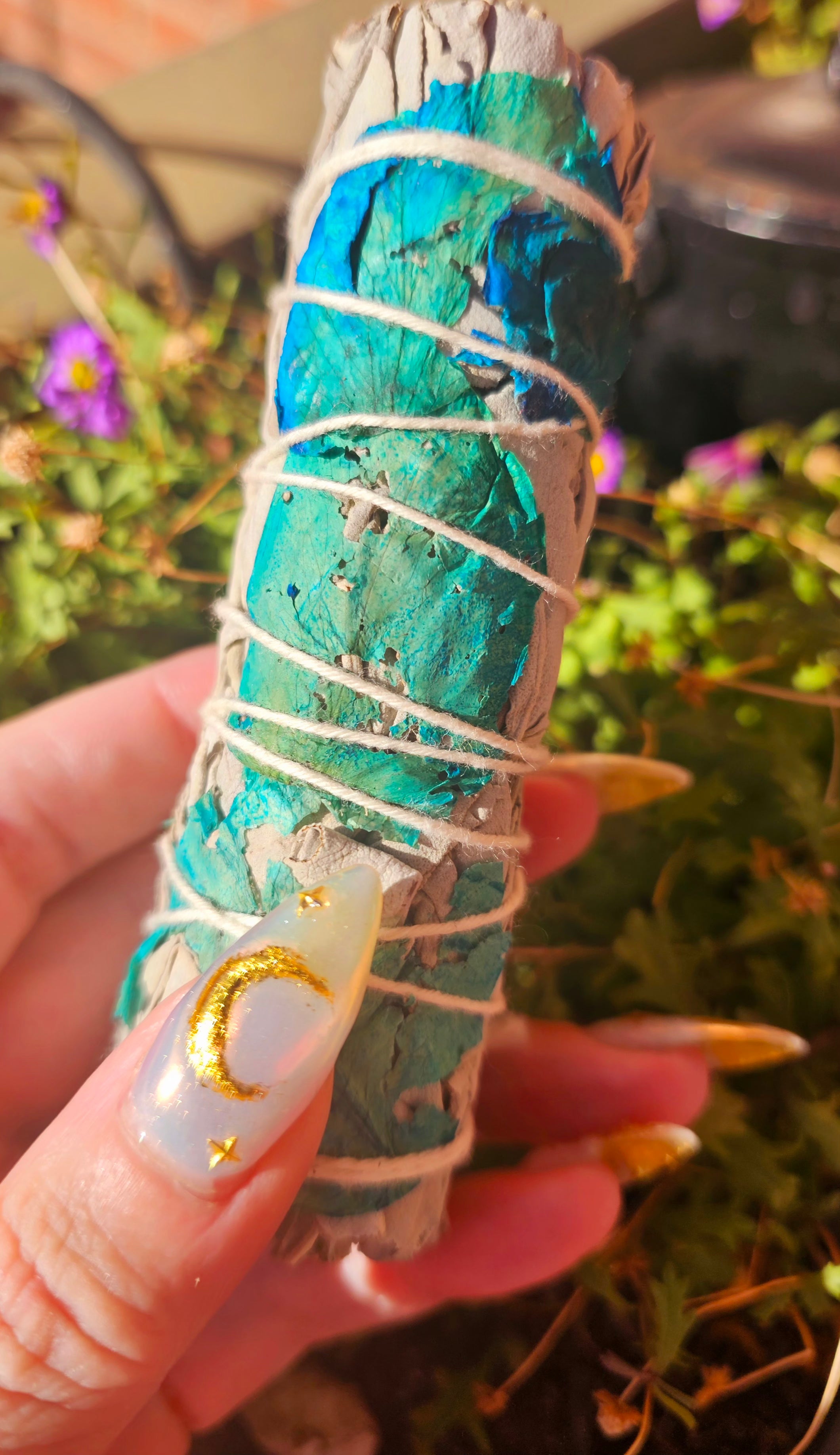 orgonitas piramides brujas cristales artesania minerales pirita cuarzos