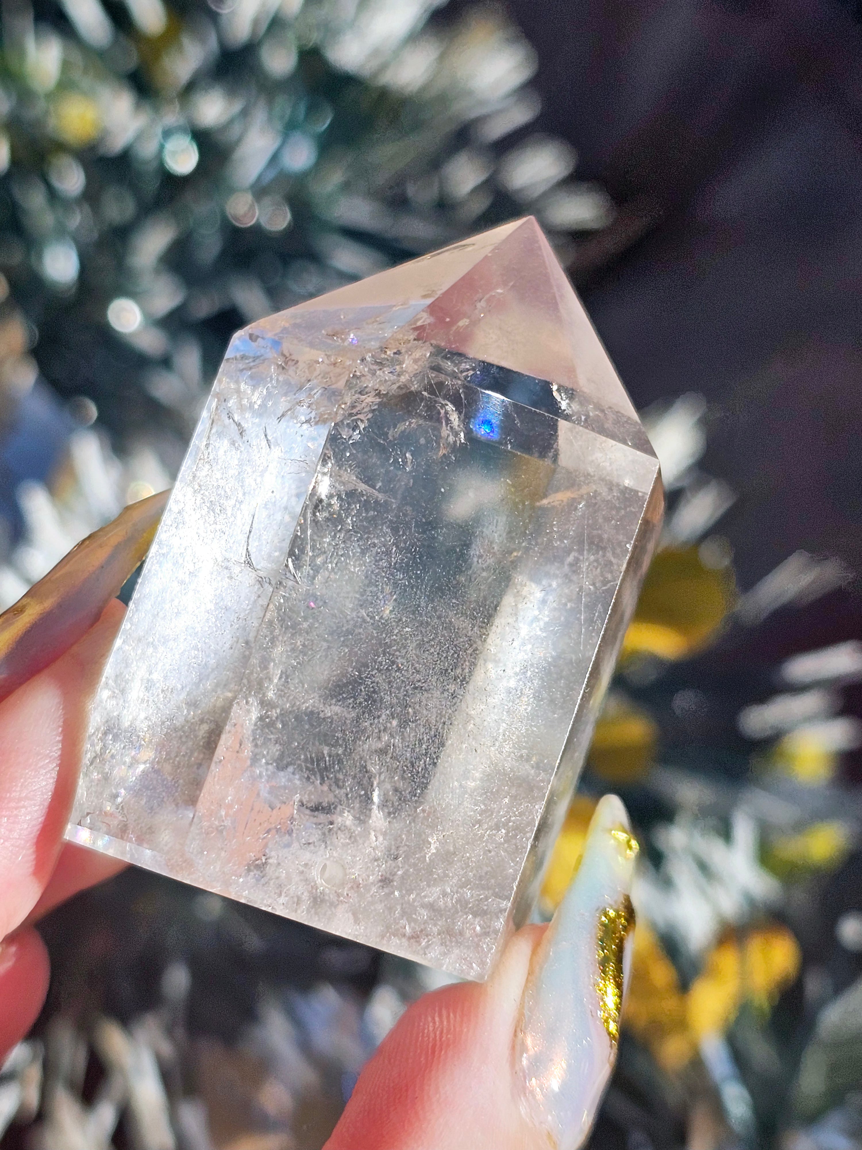 orgonitas piramides brujas cristales artesania minerales pirita cuarzos