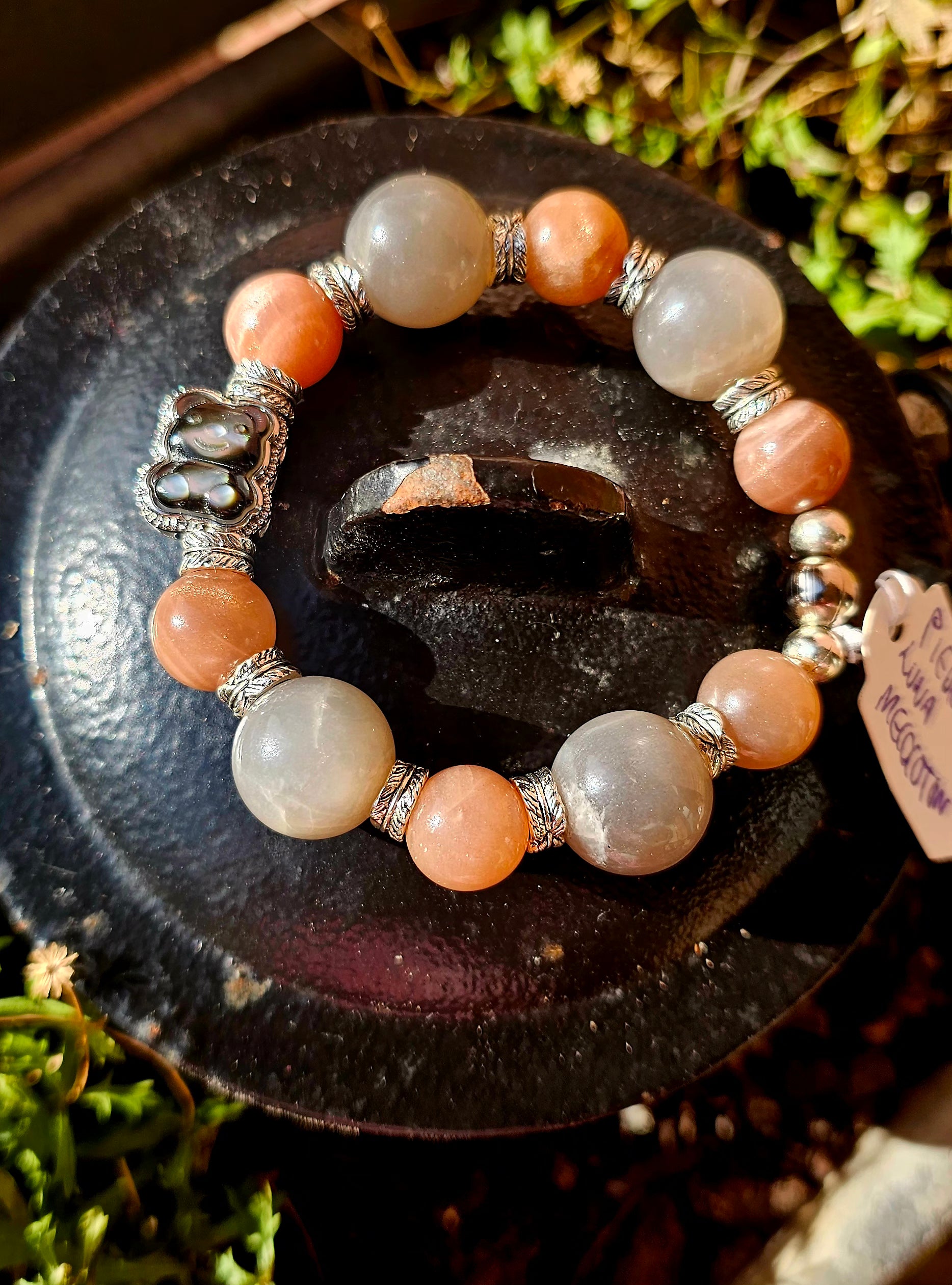 🌙 Pulsera Maternidad Consciente - Piedra Luna & Oso Protector 🐻✨
