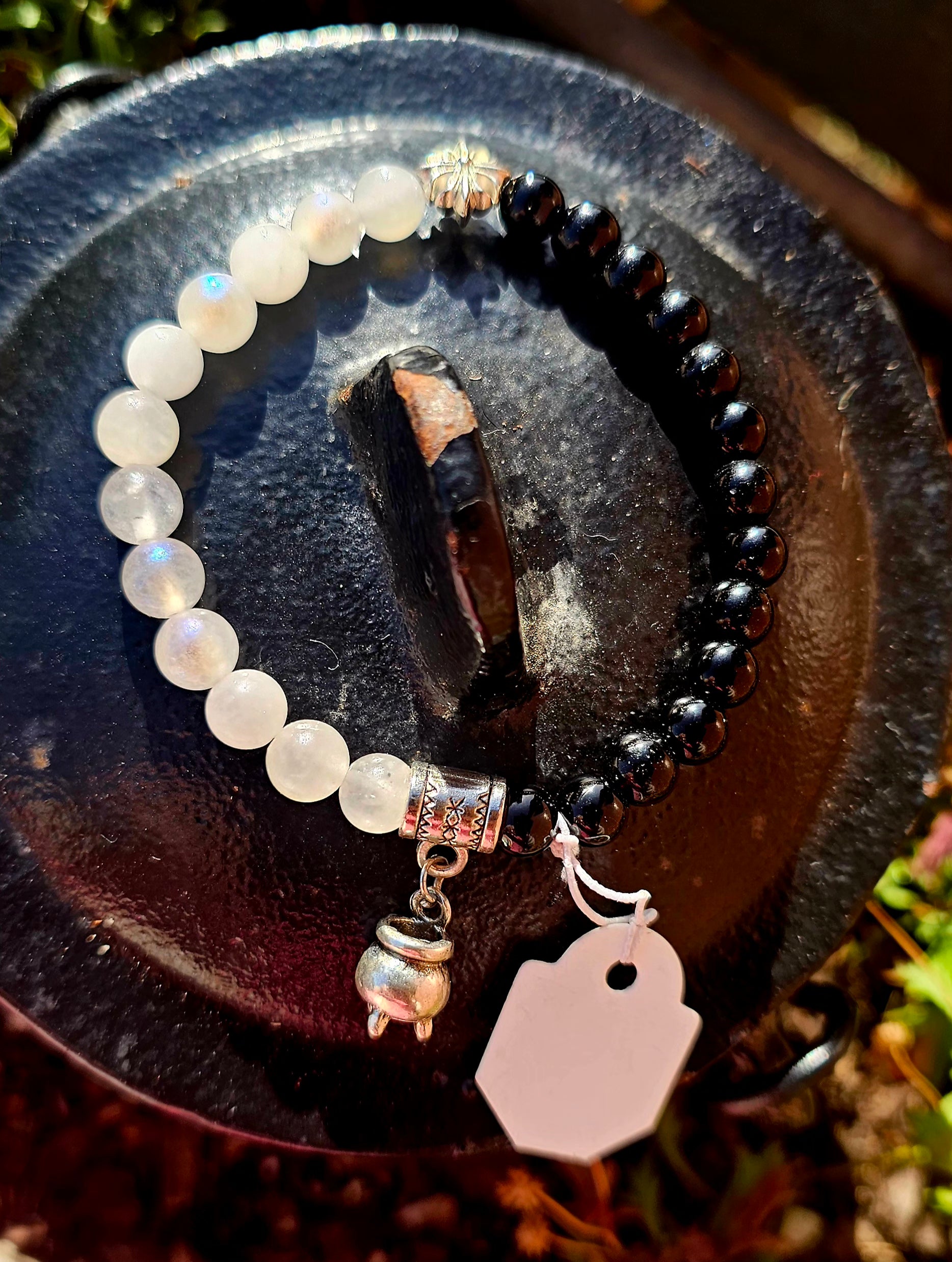 🌙 Pulsera Doble Protección Wiccana - Calderito de la Bruja 🔮✨