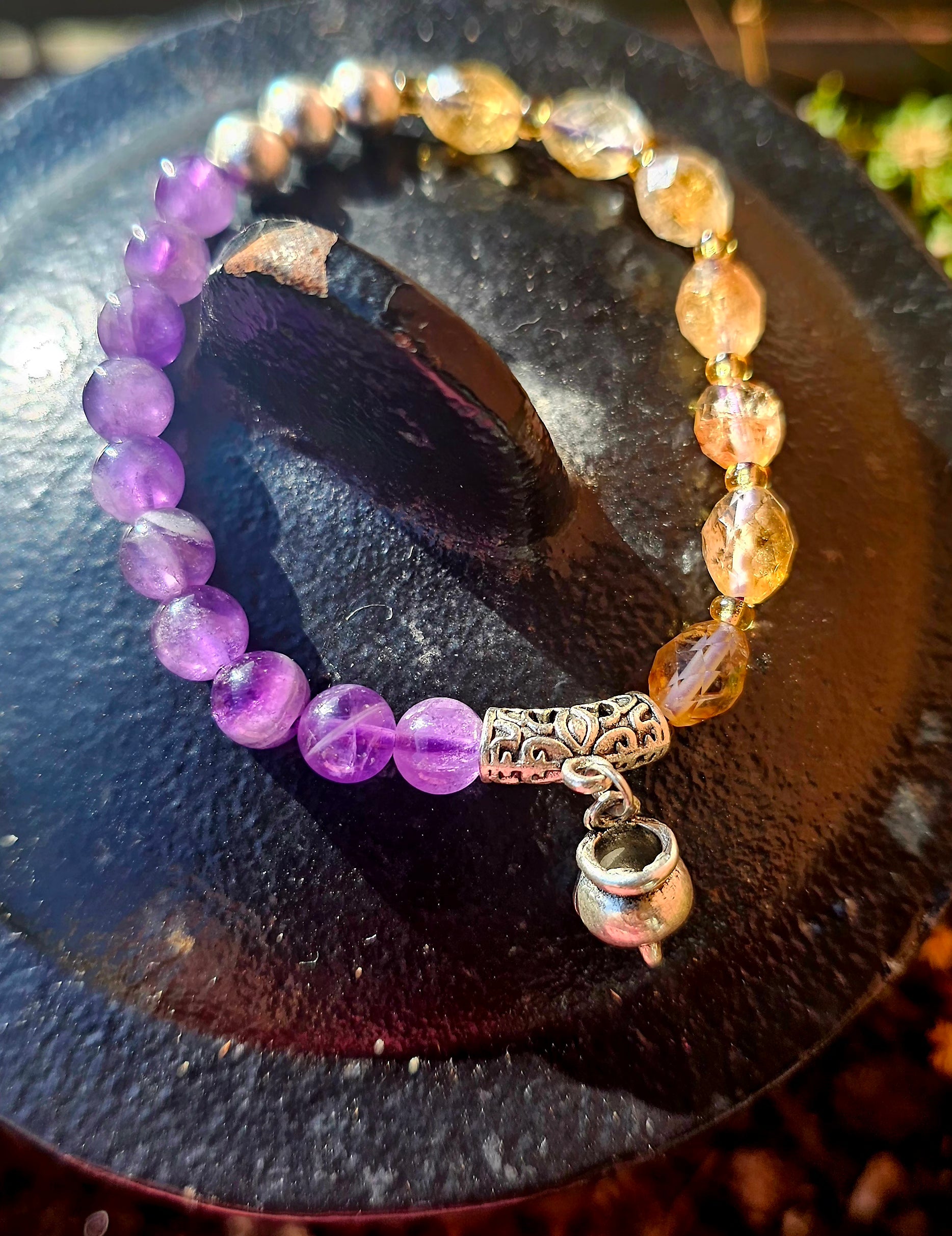 🔮 Pulsera Doble Protección - Calderito de Bruja Alquímica 💜💛✨