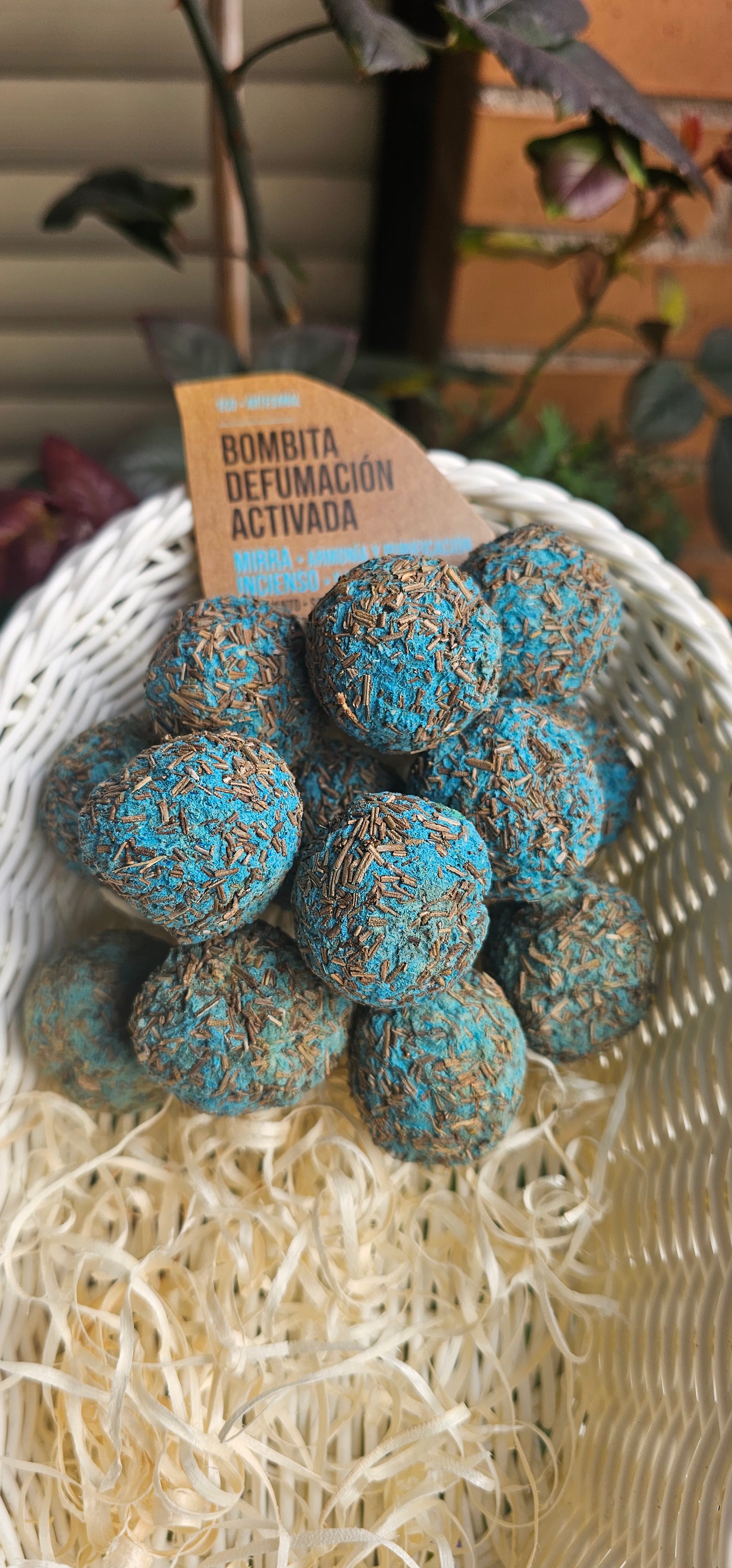 💣🔮 Bombita de Defumación Sagrada Madre ✨ Palo Santo · Mirra · Ruda · Romero 🌿 Ritual Supremo
