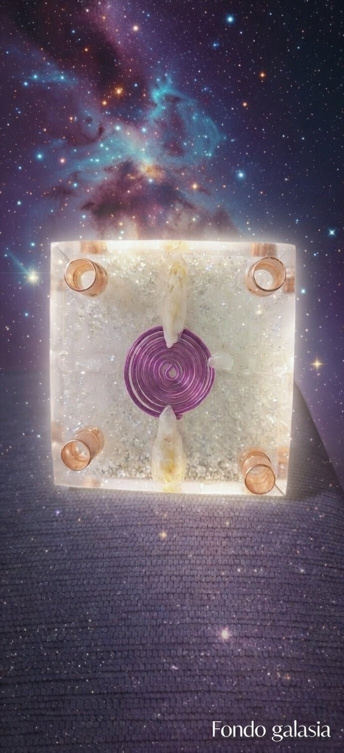 orgonitas piramides brujas cristales artesania minerales pirita cuarzos