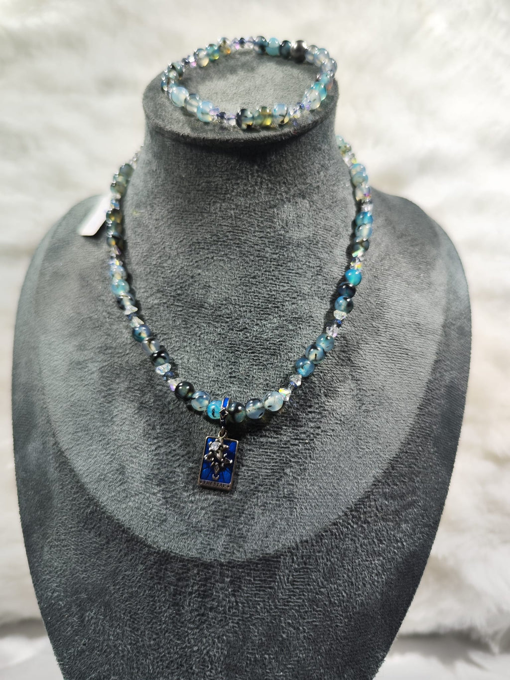 orgonitas piramides brujas cristales artesania minerales pirita cuarzos