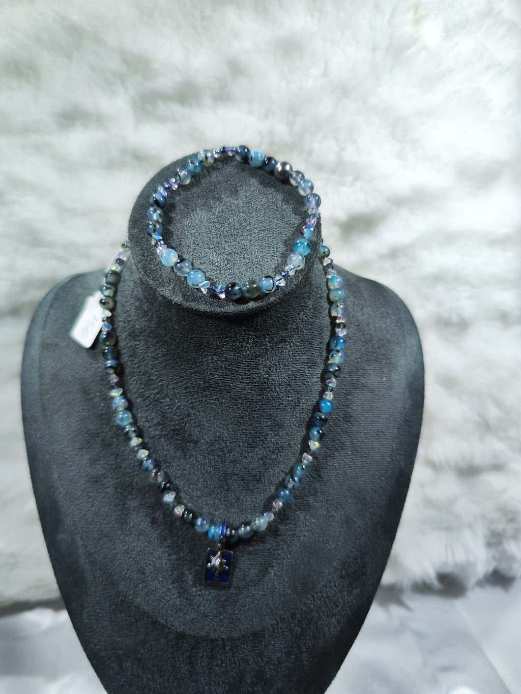 orgonitas piramides brujas cristales artesania minerales pirita cuarzos