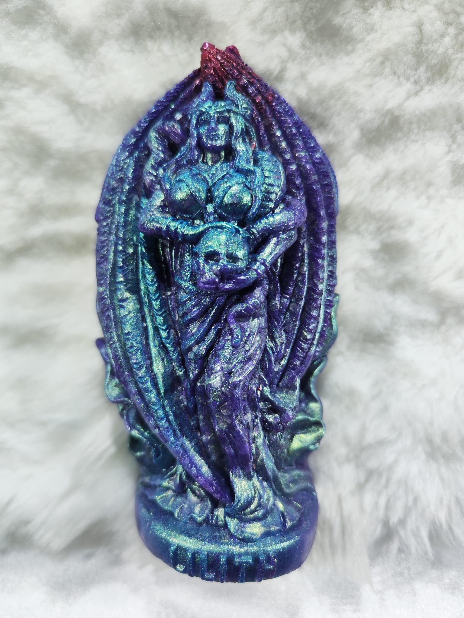 orgonitas piramides brujas cristales artesania minerales pirita cuarzos