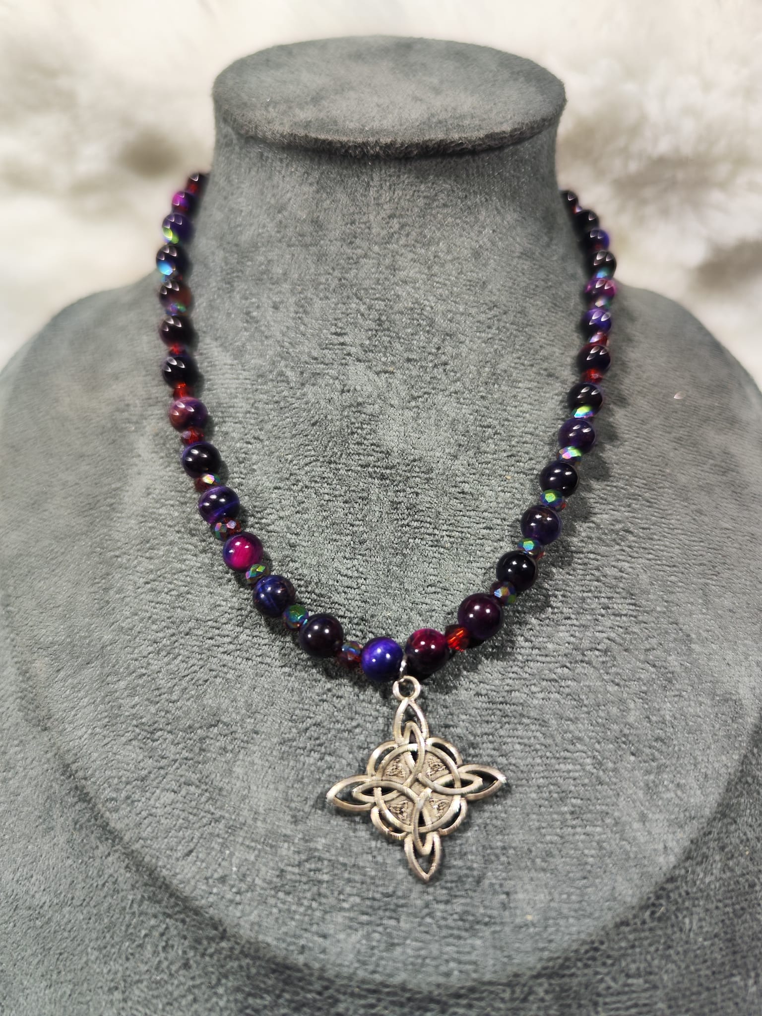 orgonitas piramides brujas cristales artesania minerales pirita cuarzos