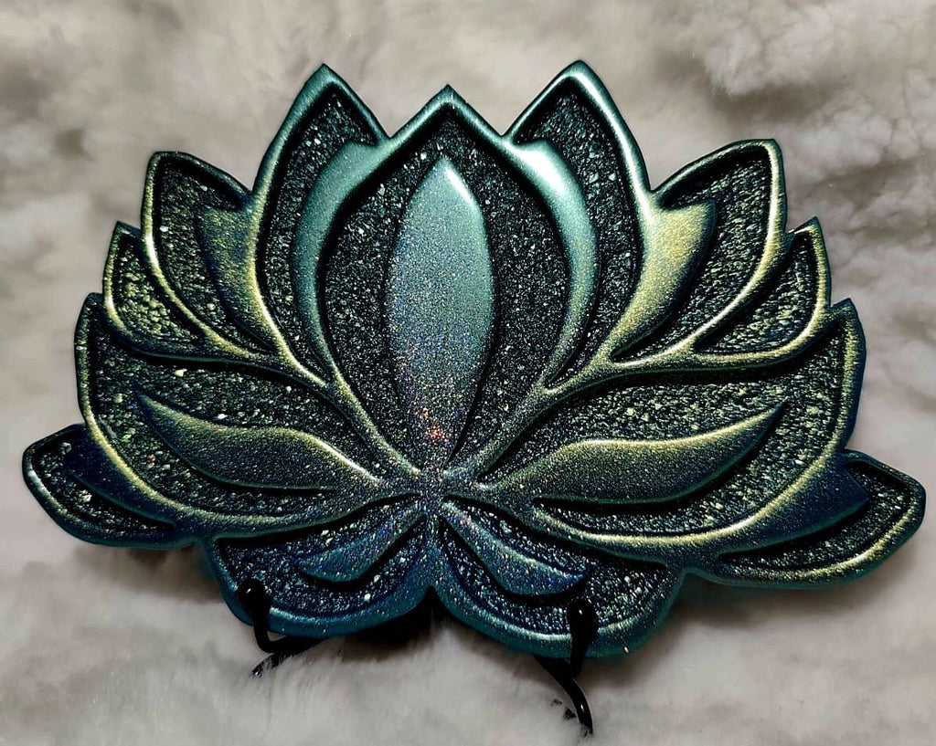 orgonitas piramides brujas cristales artesania minerales pirita cuarzos