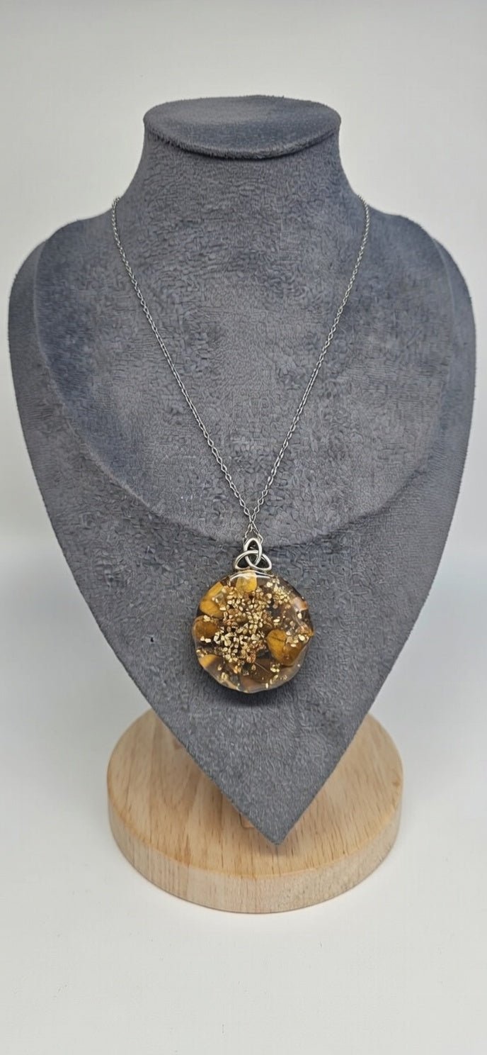 orgonitas piramides brujas cristales artesania minerales pirita cuarzos