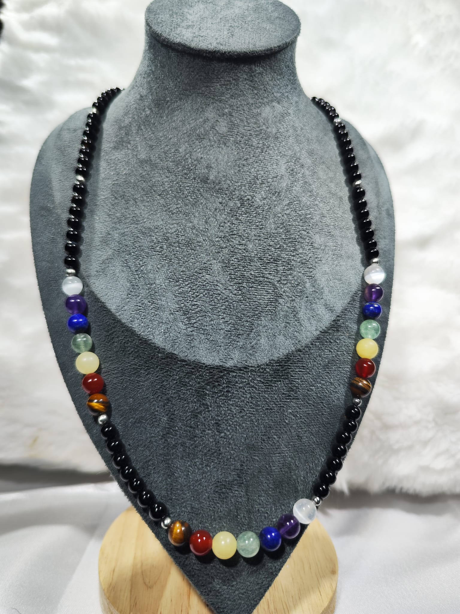 orgonitas piramides brujas cristales artesania minerales pirita cuarzos