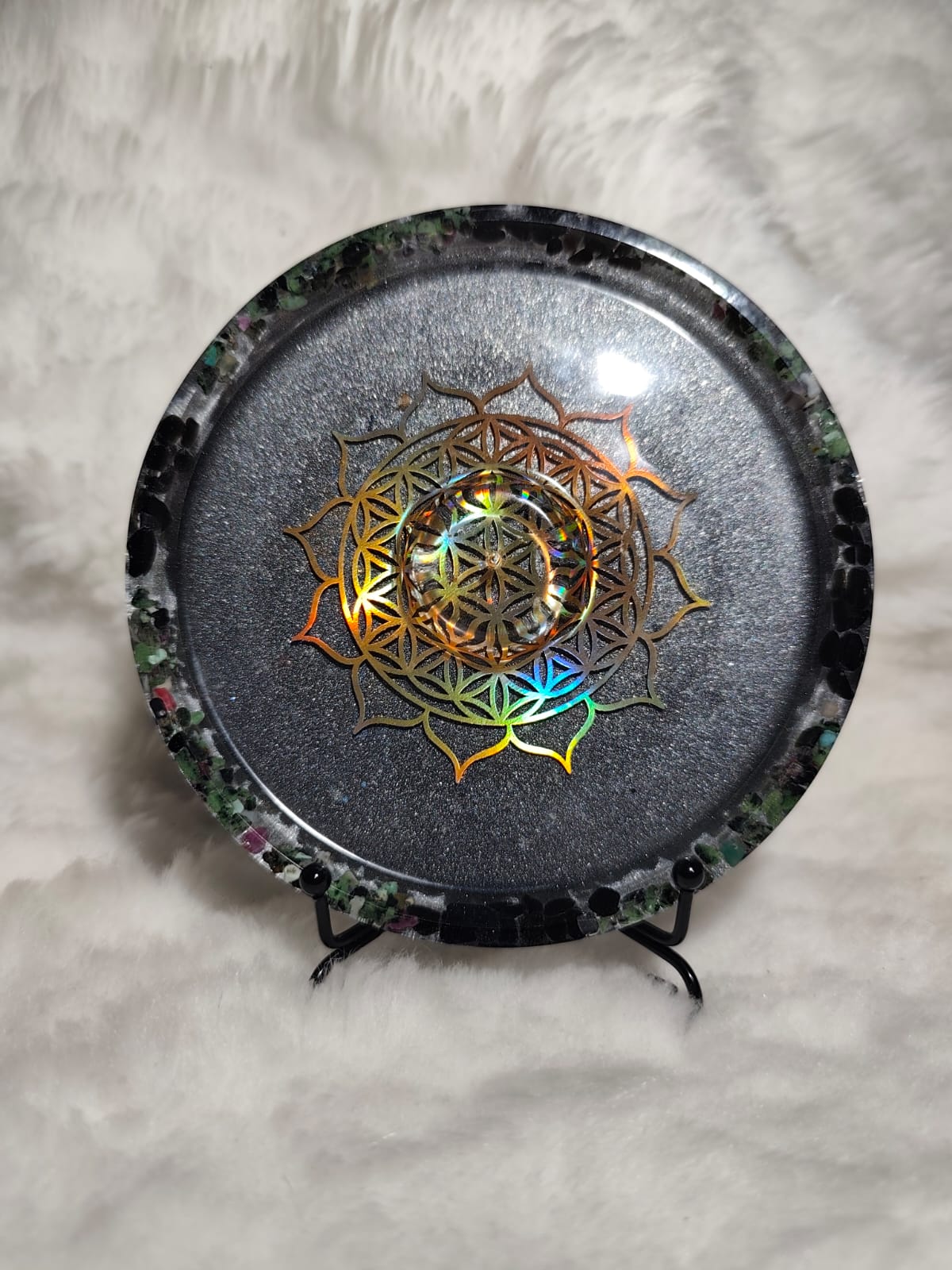 orgonitas piramides brujas cristales artesania minerales pirita cuarzos