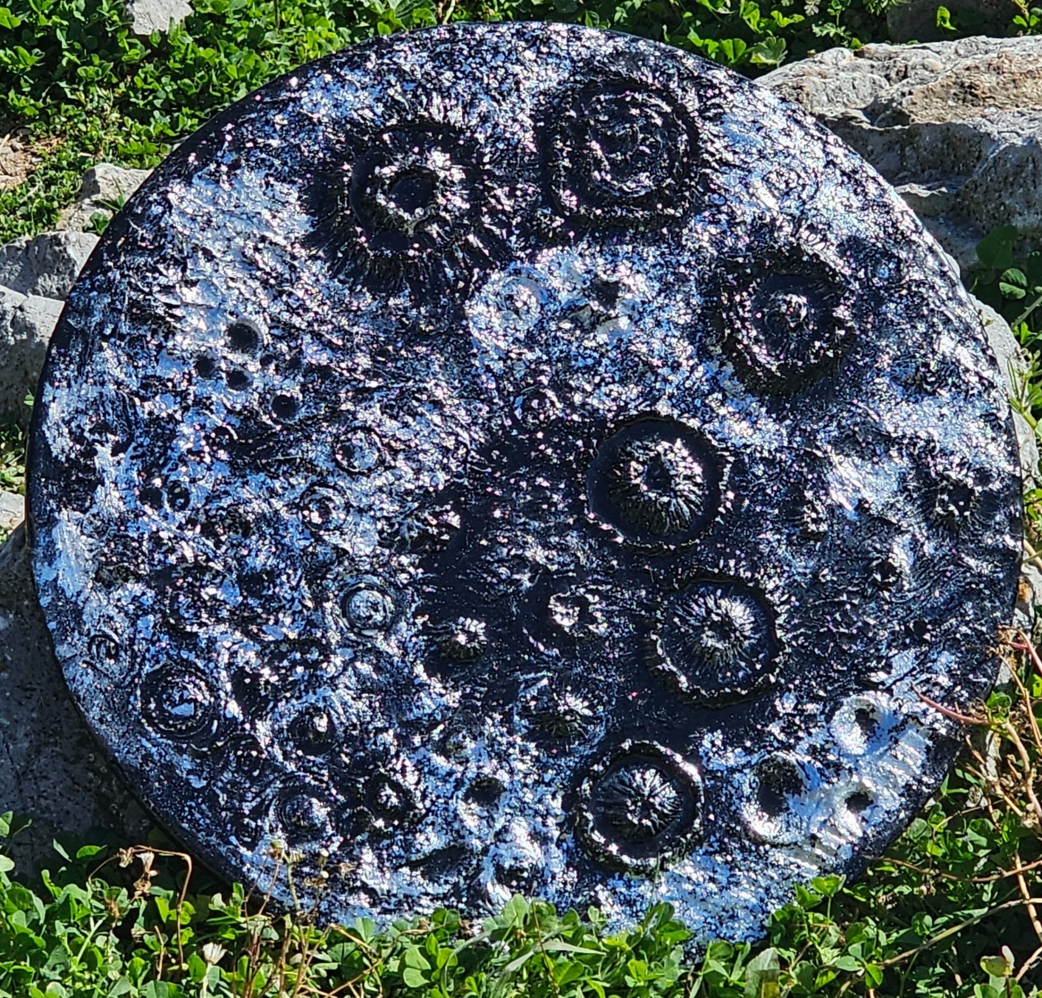 orgonitas piramides brujas cristales artesania minerales pirita cuarzos