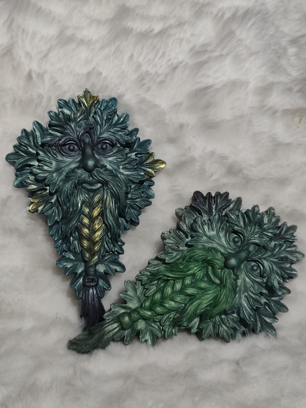 orgonitas piramides brujas cristales artesania minerales pirita cuarzos