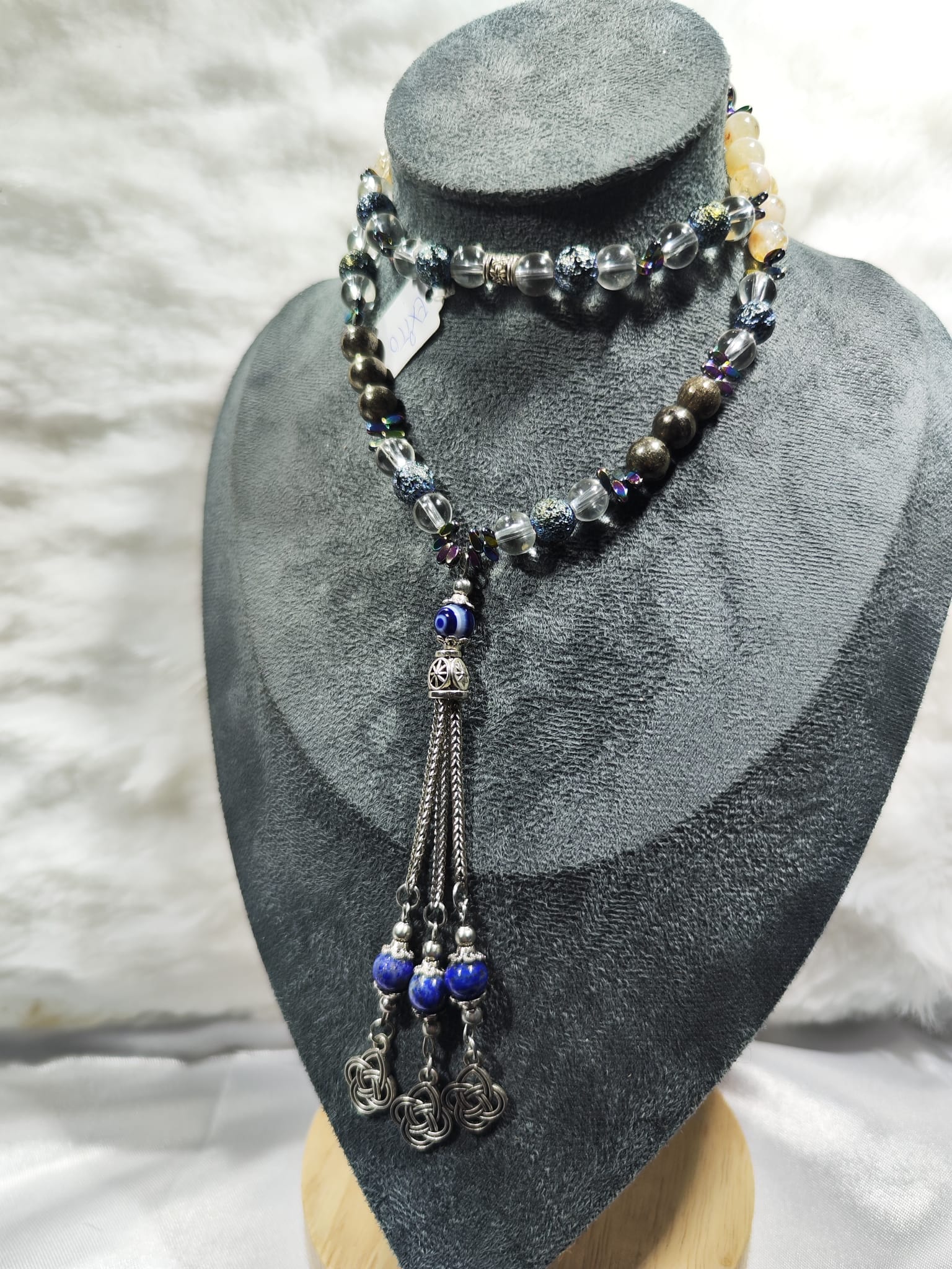 orgonitas piramides brujas cristales artesania minerales pirita cuarzos