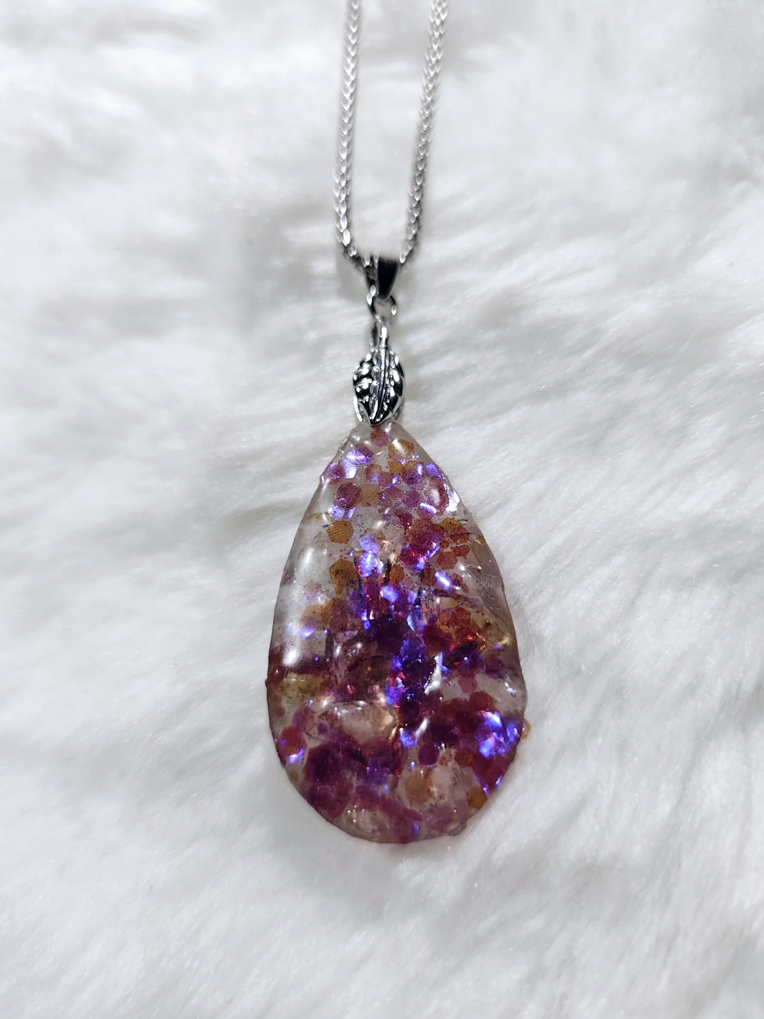 orgonitas piramides brujas cristales artesania minerales pirita cuarzos