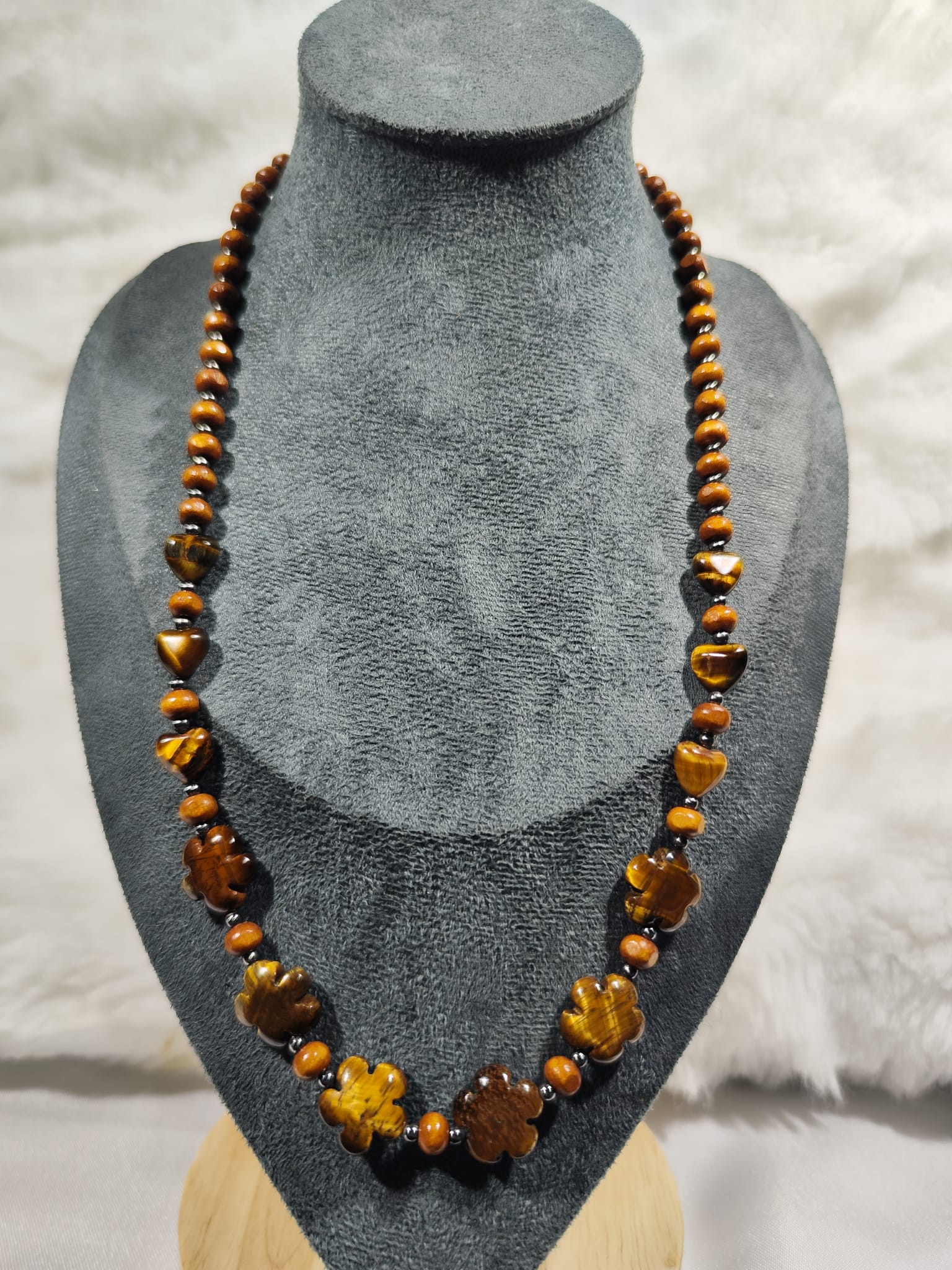 orgonitas piramides brujas cristales artesania minerales pirita cuarzos