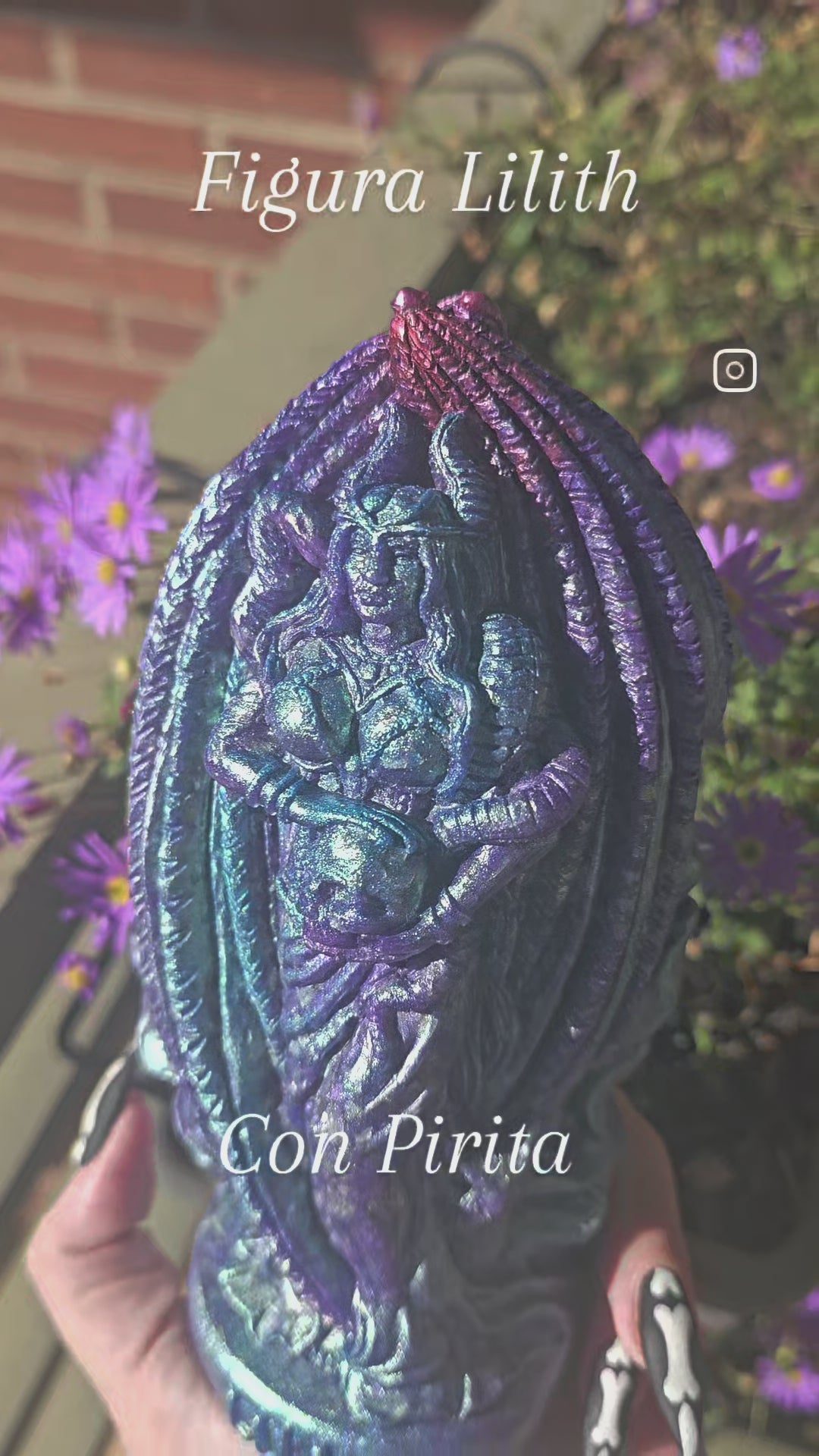 🌑 Diosa Oscura Lilith - Figura de Altar con Pirita 💎